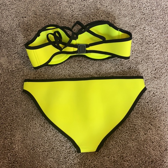 Triangl swimsuit perfect condition - Picture 2 of 2